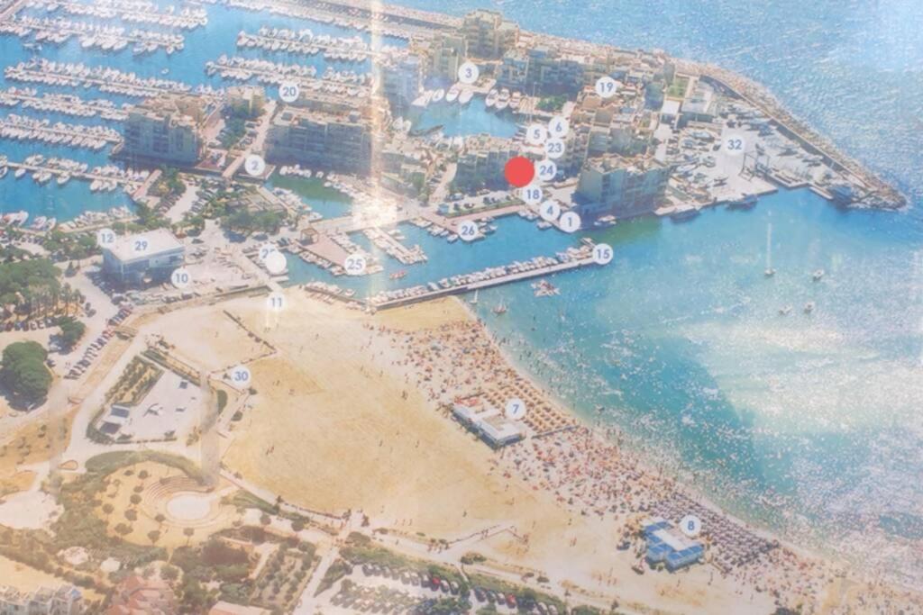 Face Mer Entre Plage Et Marina Bormes-les-Mimosas Extérieur photo