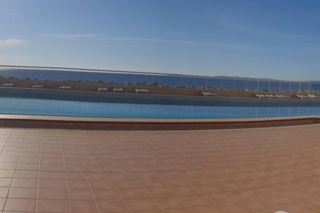 Face Mer Entre Plage Et Marina Bormes-les-Mimosas Extérieur photo